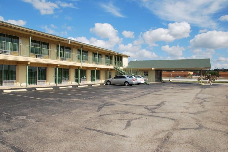 Thunderbird Motel Hillsboro Exterior foto